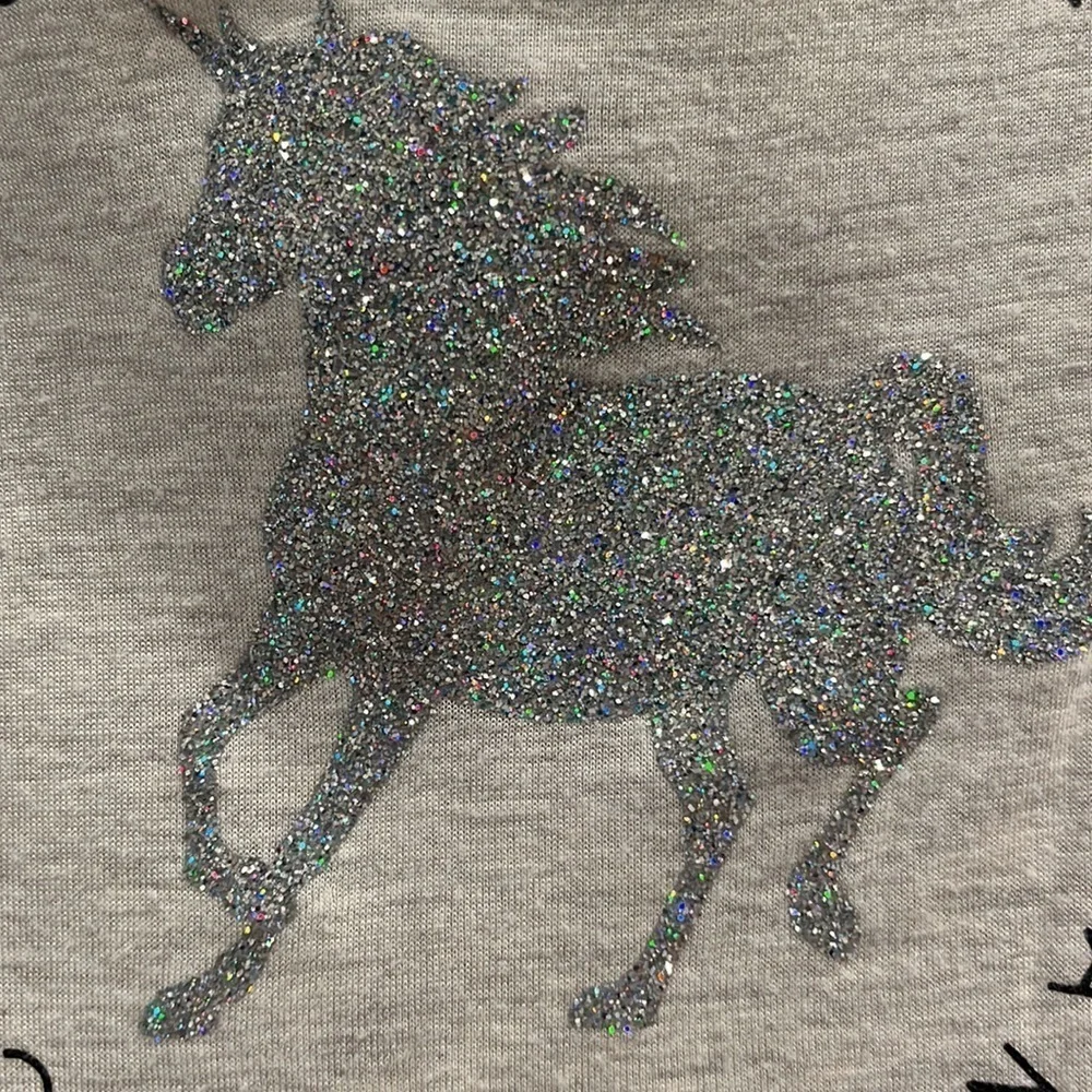 Justice - girls long sleeve t-shirt. Unicorn sequin design. Size 12. Light gray